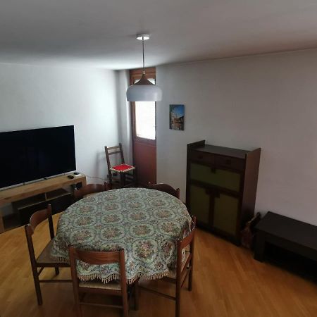 Homey Apartment In The Heart Of Cervinia เบรยล์-แชร์วิเนีย ภายนอก รูปภาพ