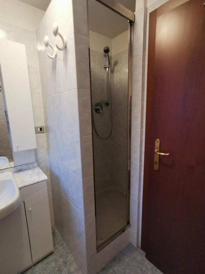 Homey Apartment In The Heart Of Cervinia เบรยล์-แชร์วิเนีย ภายนอก รูปภาพ