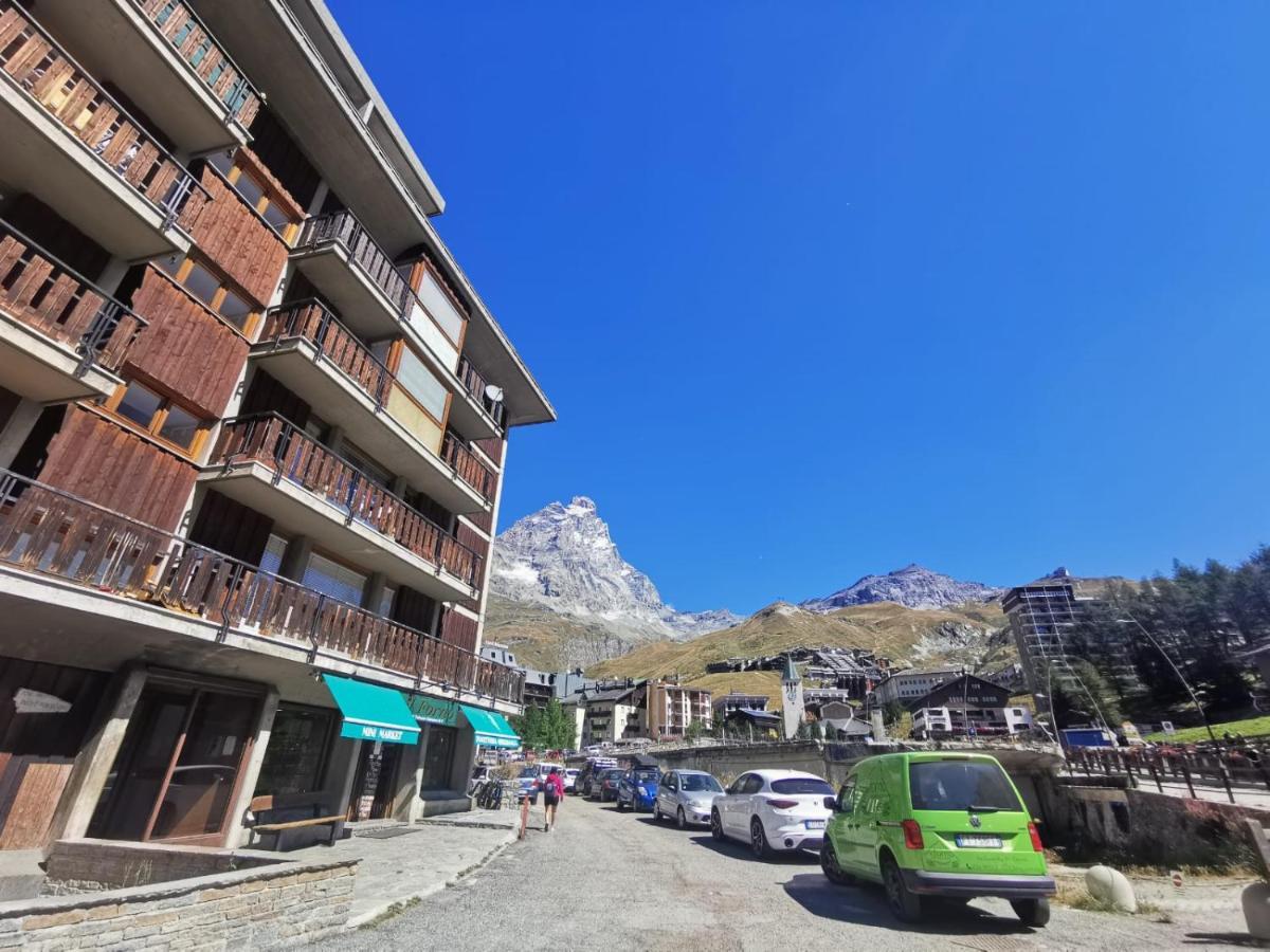 Homey Apartment In The Heart Of Cervinia เบรยล์-แชร์วิเนีย ภายนอก รูปภาพ