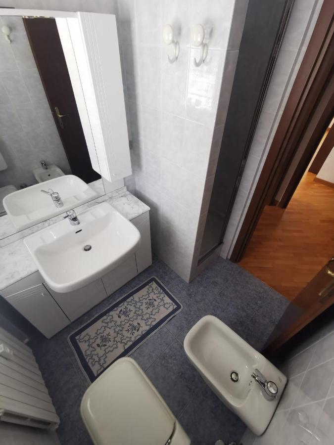 Homey Apartment In The Heart Of Cervinia เบรยล์-แชร์วิเนีย ภายนอก รูปภาพ